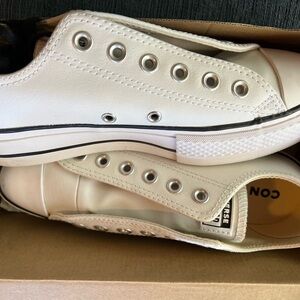 White, platform, low Converse